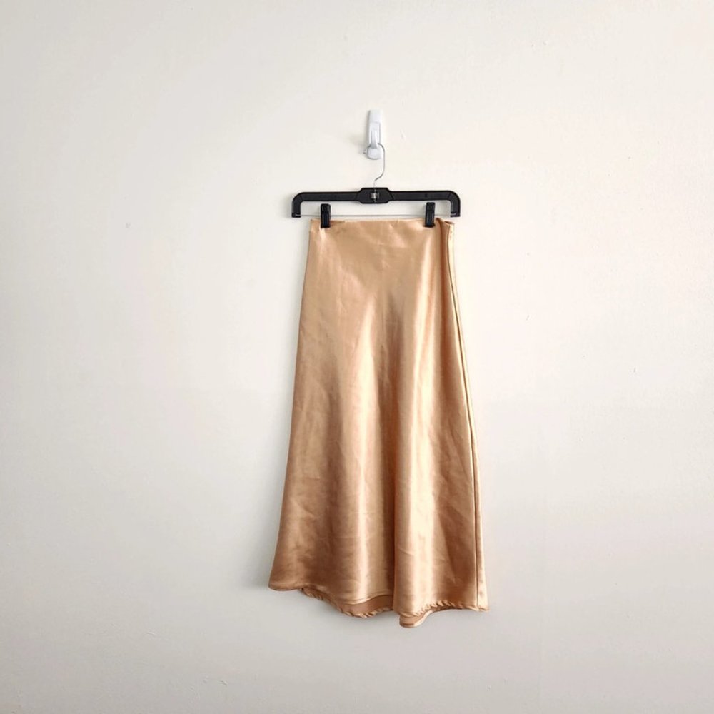 Gold Midi Skirt (S) (Hot Kiss)